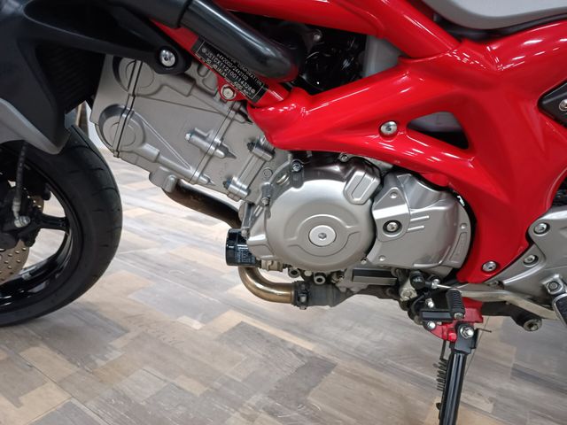 suzuki - sfv-650-gladius-abs