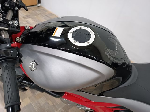 suzuki - sfv-650-gladius-abs