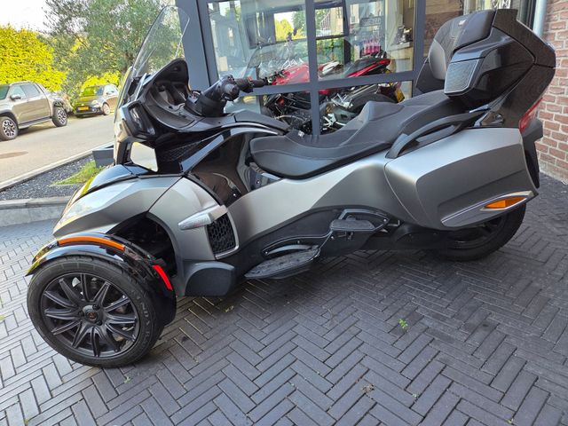 can-am - spyder-rt