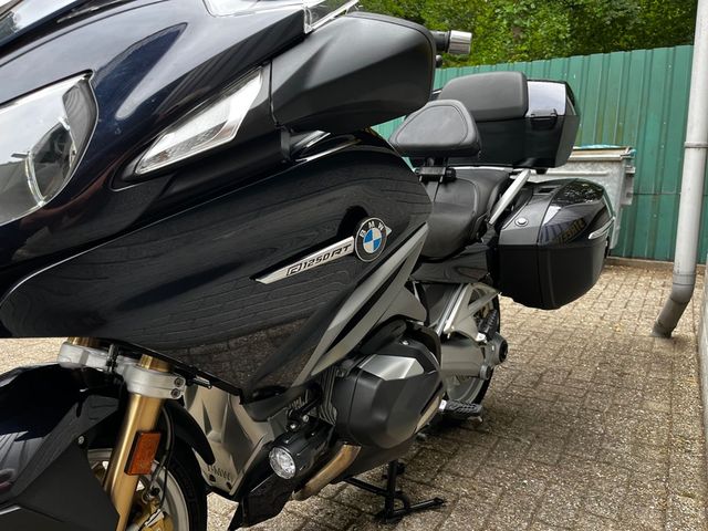 bmw - r-1250-rt