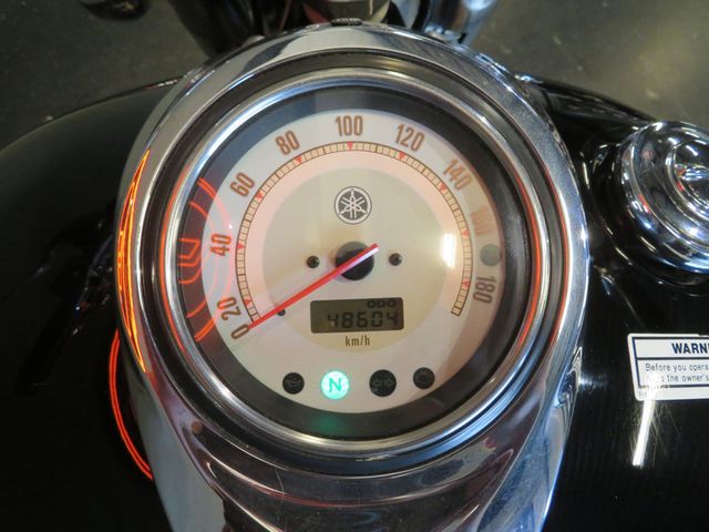 yamaha - xvs-1100-a-dragstar-classic