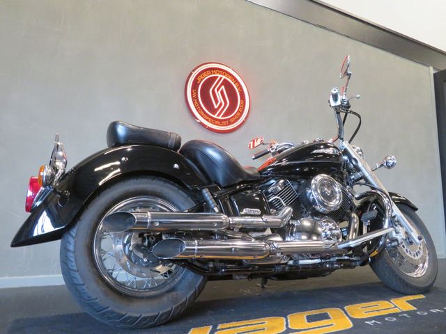 yamaha - xvs-1100-a-dragstar-classic