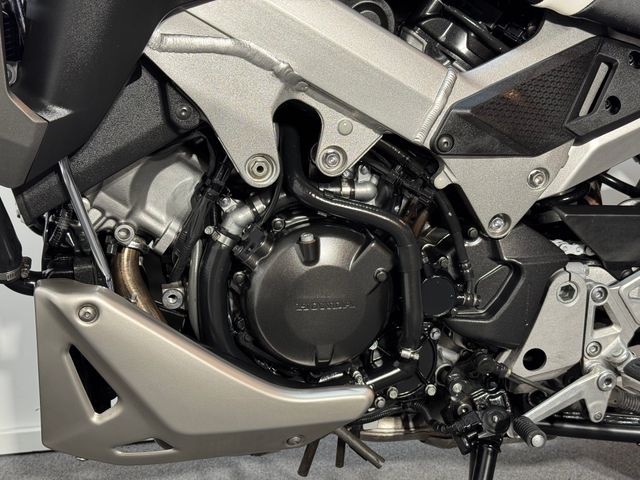 honda - vfr-800-x-crossrunner