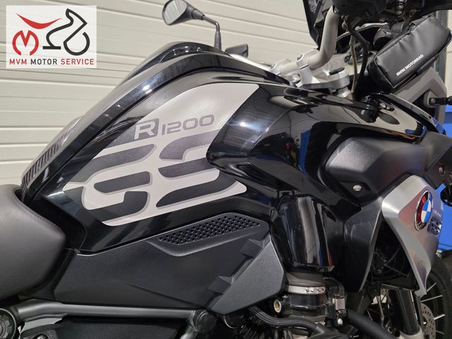 bmw - r-1200-gs-triple-black-edition