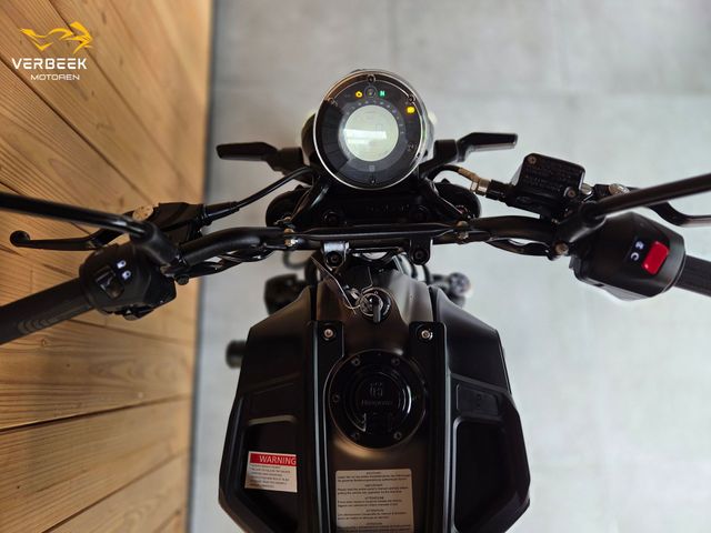 husqvarna - svartpilen-401