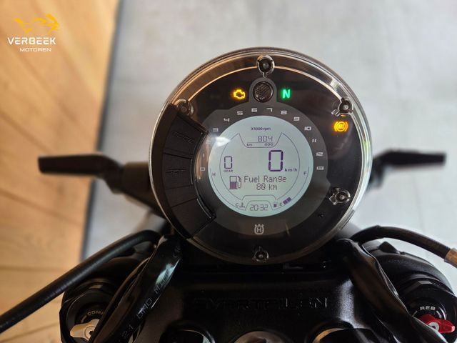 husqvarna - svartpilen-401
