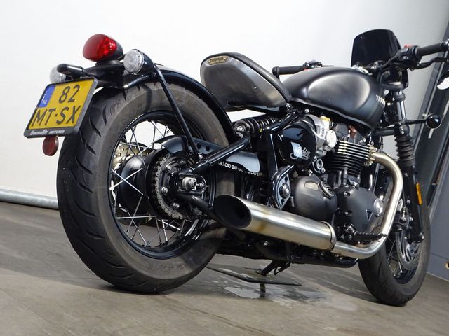 triumph - bonneville-bobber