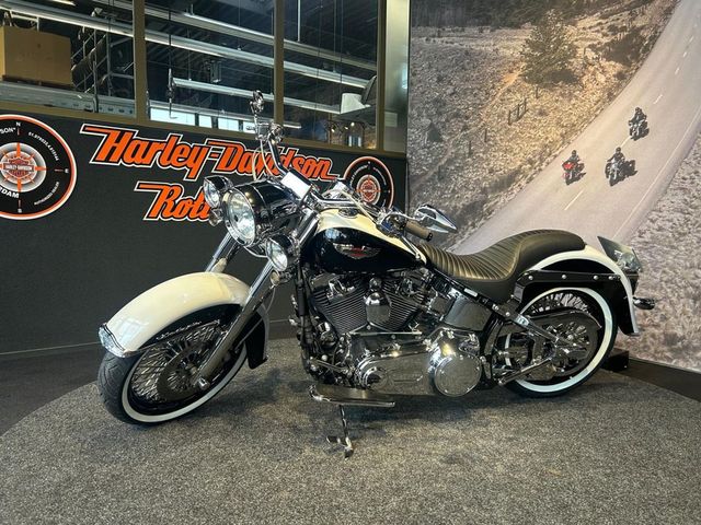 harley-davidson - softail-deluxe-flstni