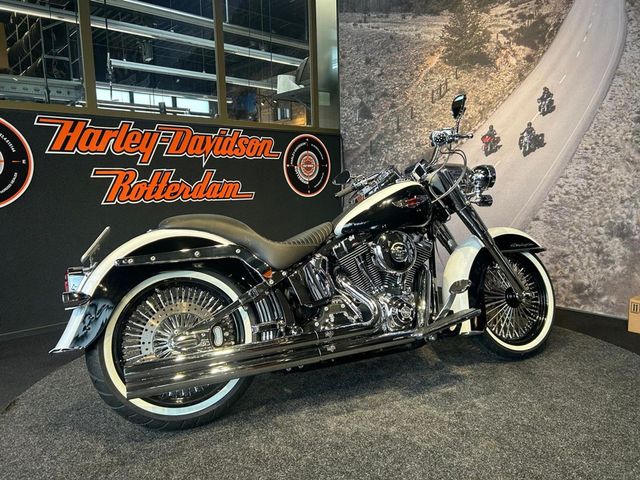 harley-davidson - softail-deluxe-flstni