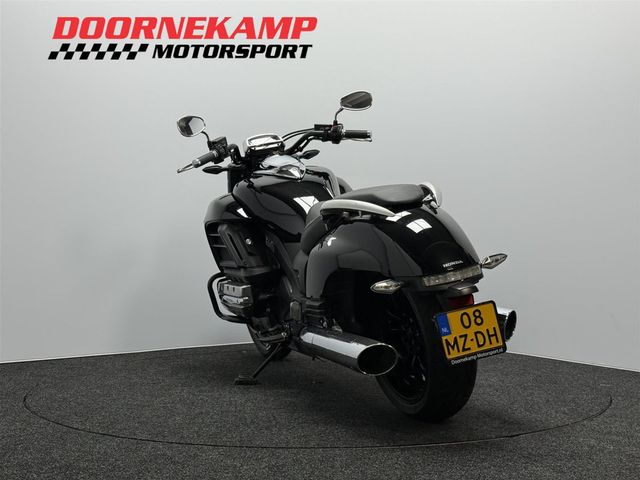 honda - f6-c-gl-1800-valkyrie