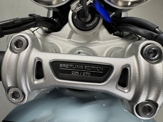 triumph - speed-twin-breitling-limited-edition