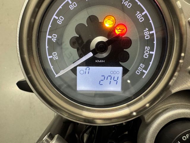 triumph - speed-twin-breitling-limited-edition