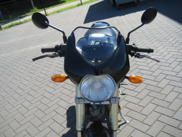 ducati - m-600-dark