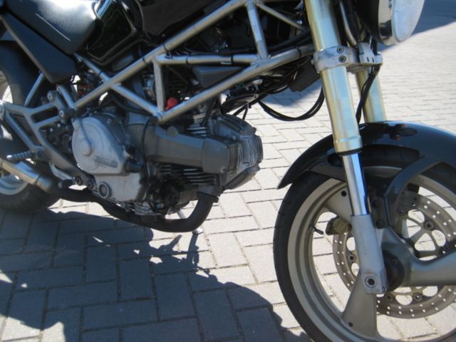 ducati - m-600-dark
