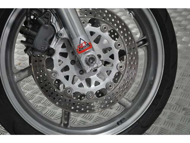 honda - cbr-400-rr