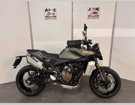 Husqvarna Svartpilen 801 2026 nieuw