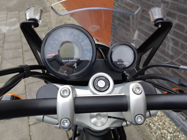 royal-enfield - super-meteor-650