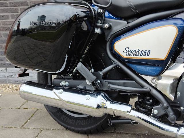 royal-enfield - super-meteor-650
