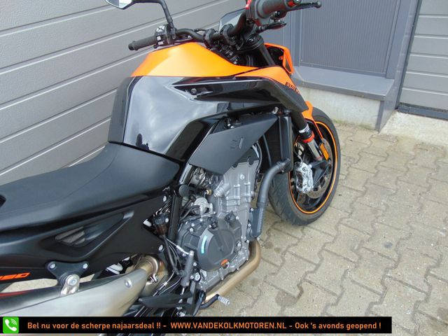 ktm - 890-duke