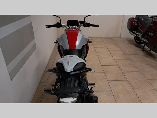 bmw - f-900-r