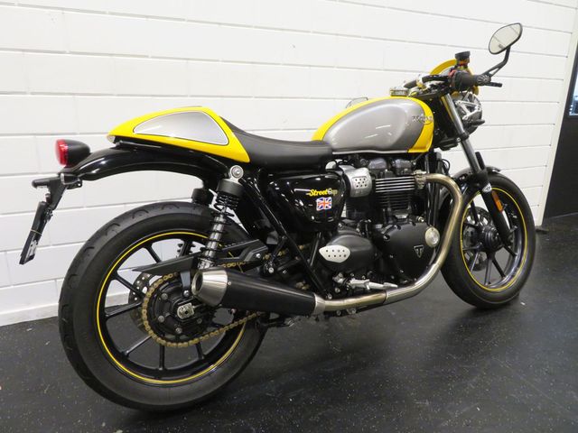 triumph - street-cup