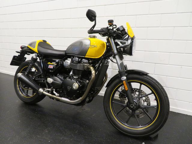 triumph - street-cup
