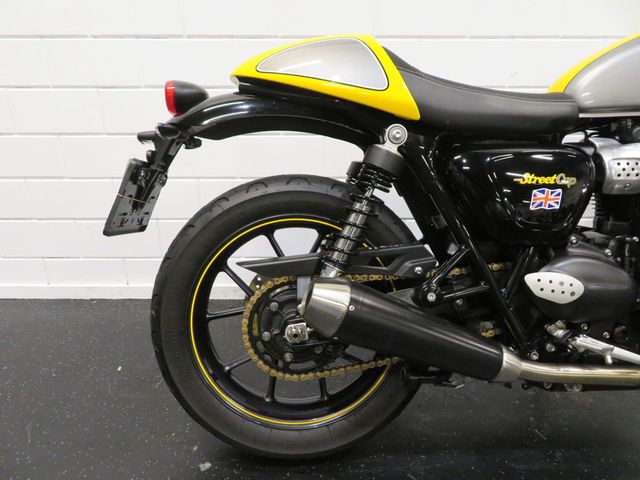 triumph - street-cup