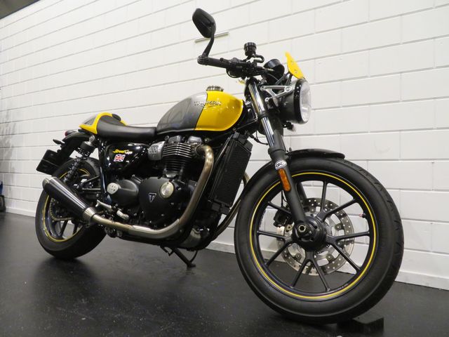 triumph - street-cup