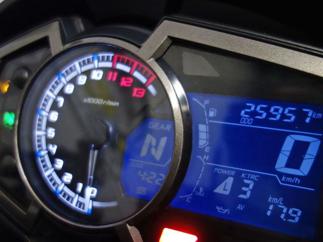 kawasaki - z-1000-sx