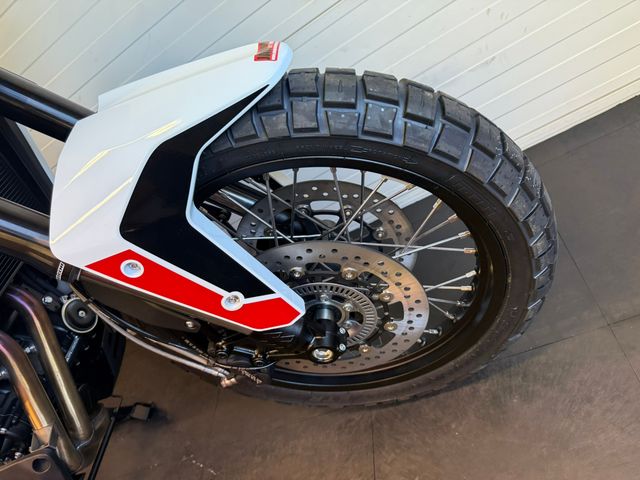 moto-morini - x-cape