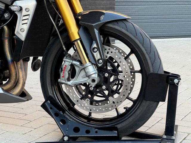 triumph - speed-triple-1200-rs