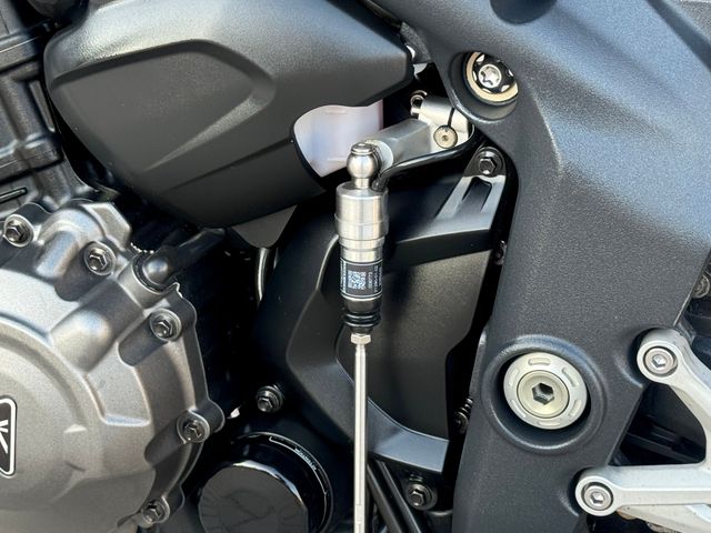 triumph - speed-triple-1200-rs