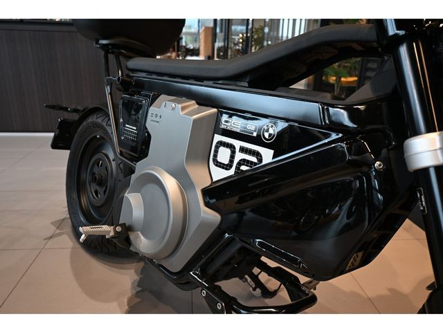 bmw - ce-02