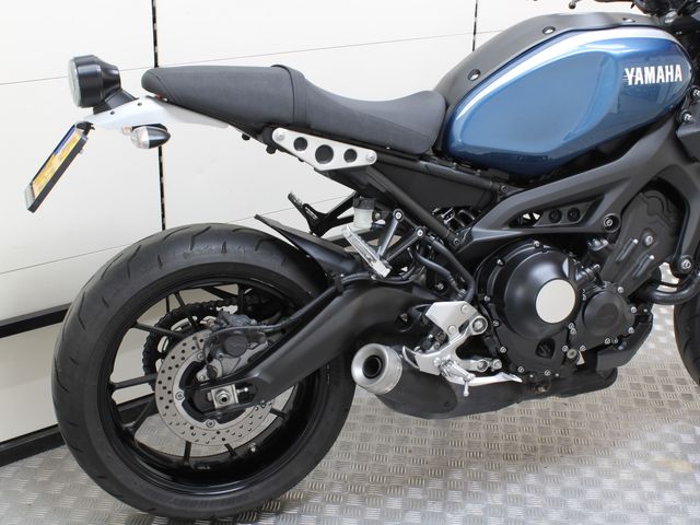 yamaha - xsr-900-abs