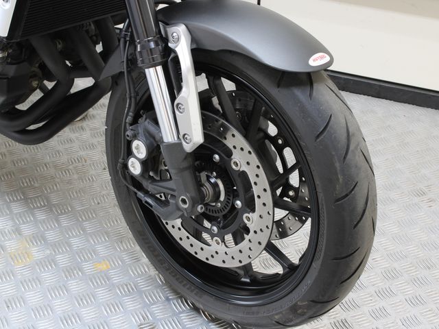 yamaha - xsr-900-abs