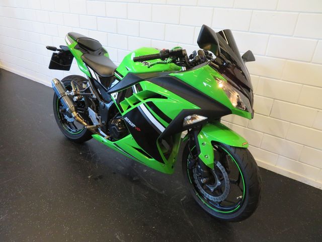 kawasaki - ninja-300