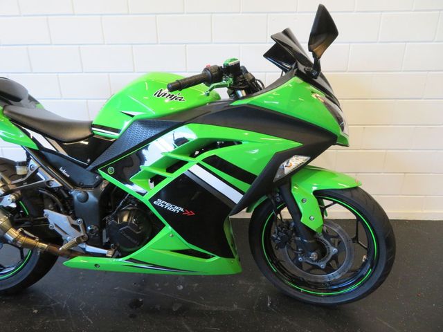 kawasaki - ninja-300