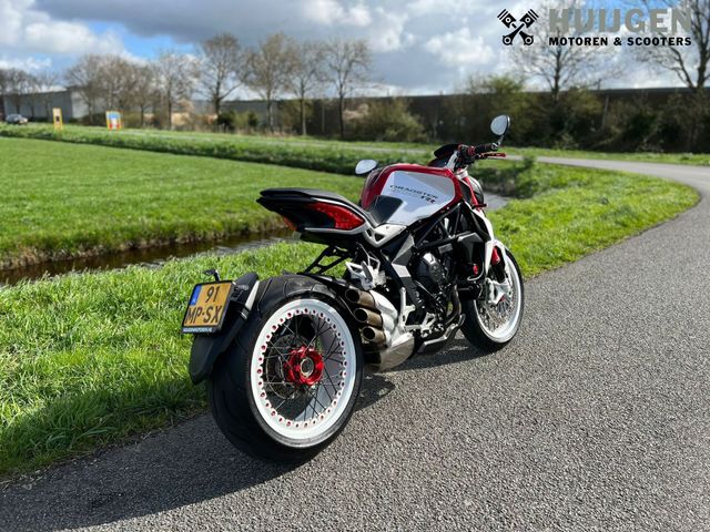 mv-agusta - brutale-800-dragster-rr