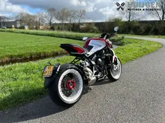 MV Agusta Brutale 800 Dragster RR 2015 occasion – foto 6 van 11