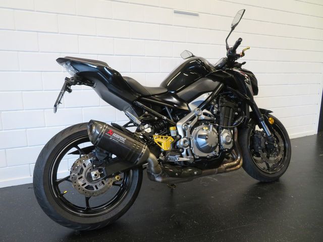 kawasaki - z900