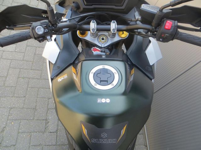 suzuki - gsx-s-1000-gx