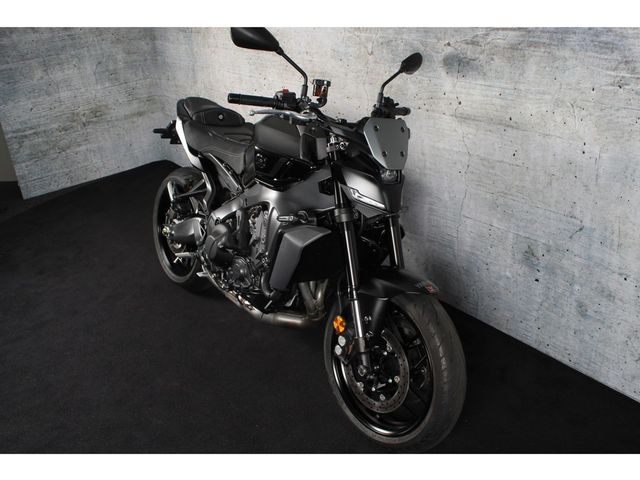 yamaha - mt-09-y-amt