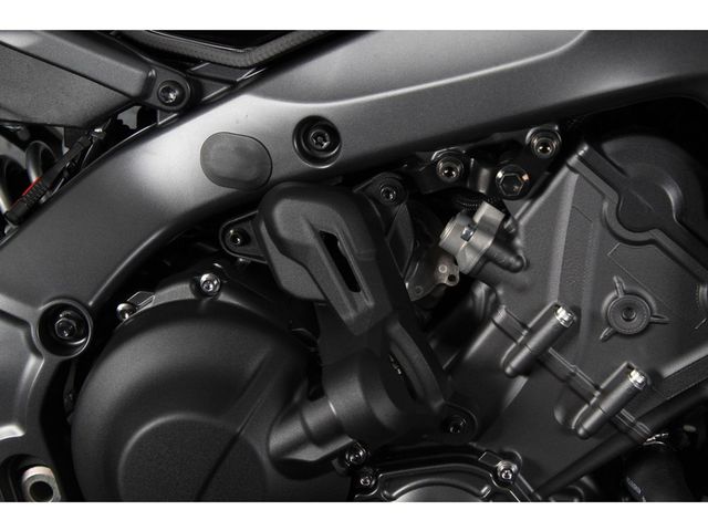 yamaha - mt-09-y-amt