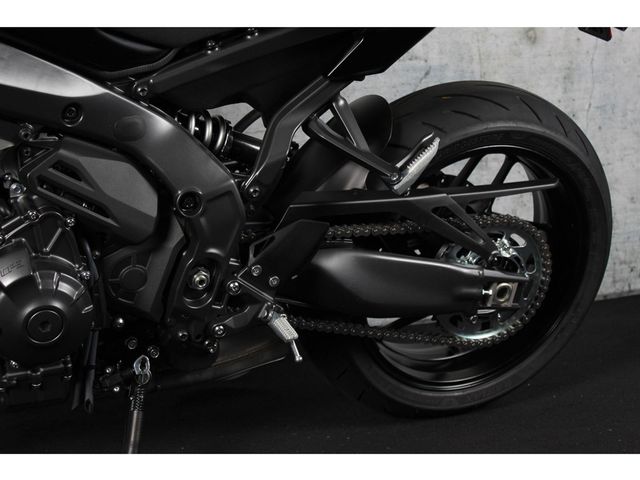 yamaha - mt-09-y-amt