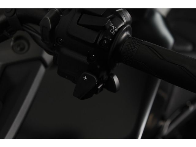 yamaha - mt-09-y-amt