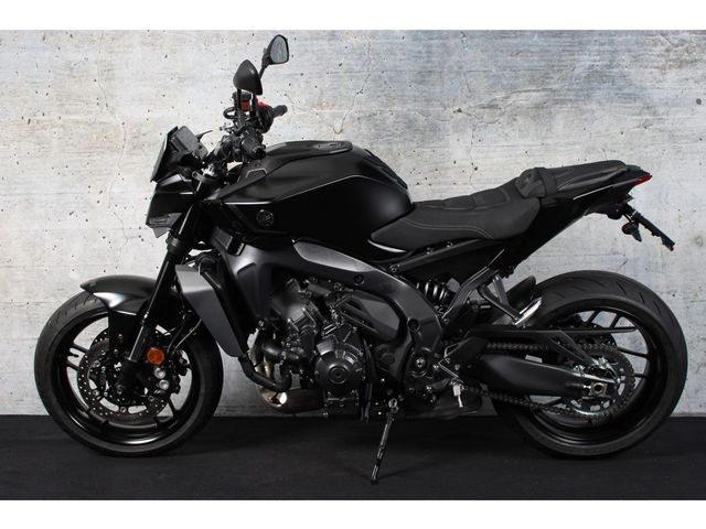 yamaha - mt-09-y-amt