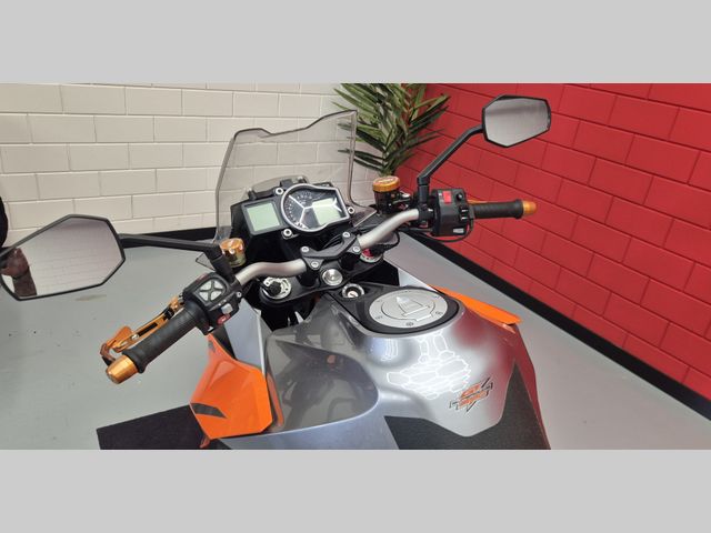 ktm - 1290-super-duke-gt