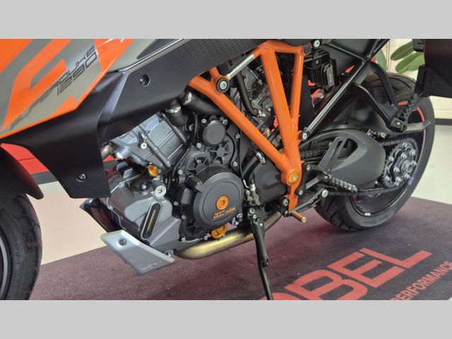 ktm - 1290-super-duke-gt