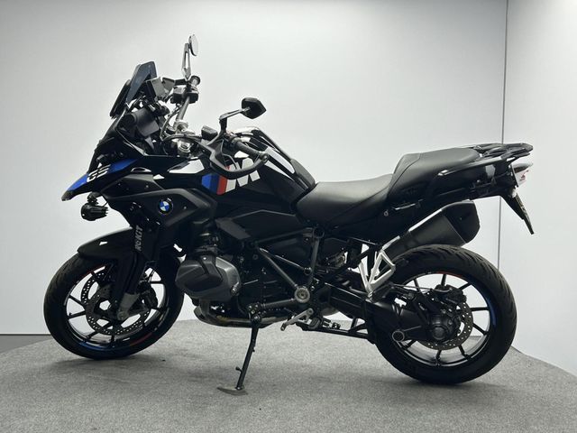 bmw - r-1250-gs-triple-black