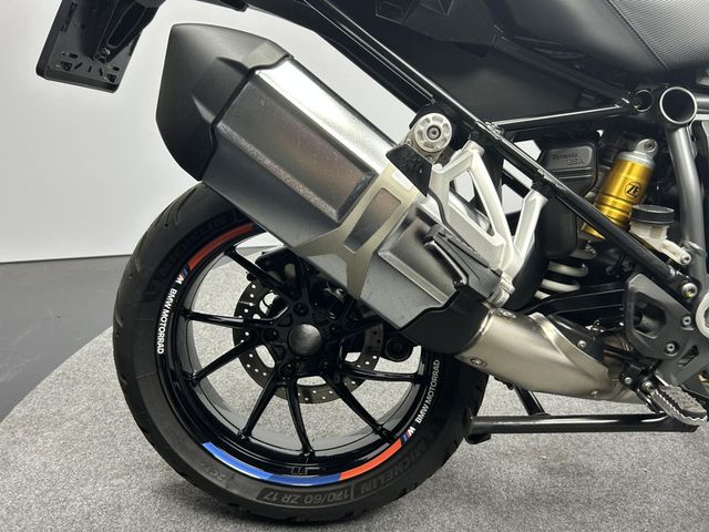 bmw - r-1250-gs-triple-black
